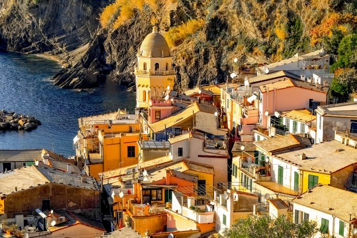 Cinque Terre Vernazza Village Mediterranean Coast